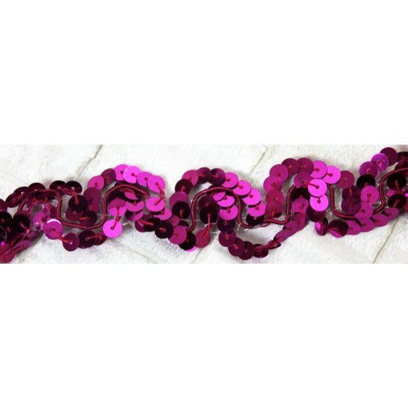Pink Sequin 1.25" wide Trim - Costume Quilting Crafts Scrapbook - Picture 6 of 6